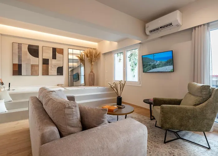Derouse Eva Suite Jacuzzi & Sauna